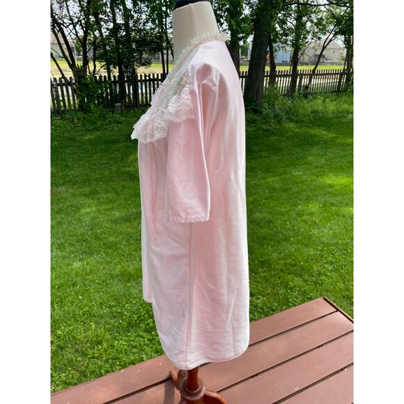 Vintage Monque Pink Nightgown With Lace Ruffle Neckline & Bow Detail Medium - Picture 8 of 9